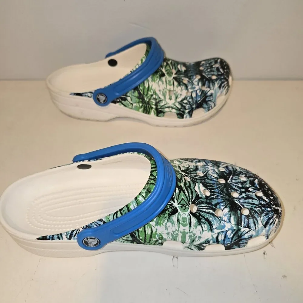 Unisex Crocs Graphic Clog Sandal Adult W Sz 12 M Sz 10 Barely Used